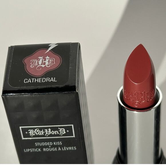 KVD Beauty Kat von D Studded Kiss Lipstick Cathedral Full Size 3.0g .10 oz BNIB - Picture 5 of 13